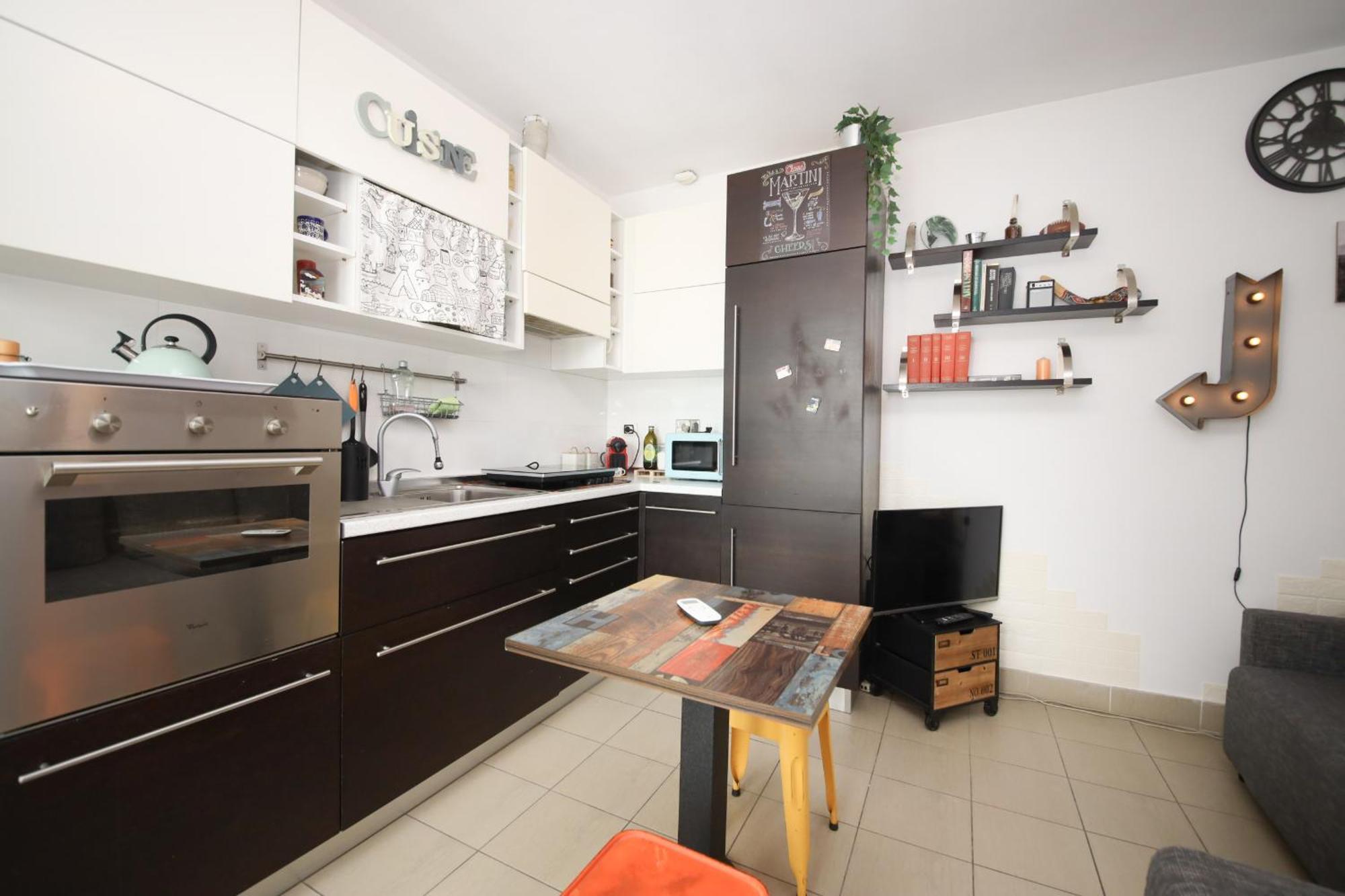 La Five By Ghor Apartment